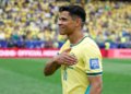 Douglas Santos utiliza bagagem do ouro olímpico para guiar o Brasil rumo ao hexa mundial