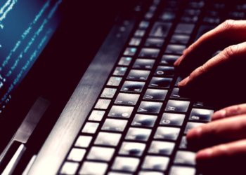 Golpes com o programa Desenrola Brasil se proliferam em anúncios falsos nas redes sociais