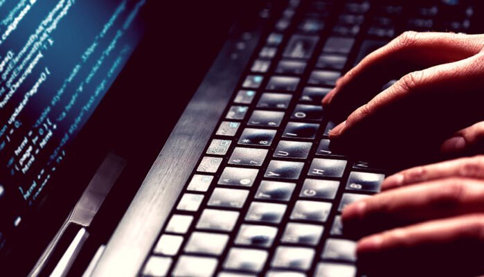 Golpes com o programa Desenrola Brasil se proliferam em anúncios falsos nas redes sociais