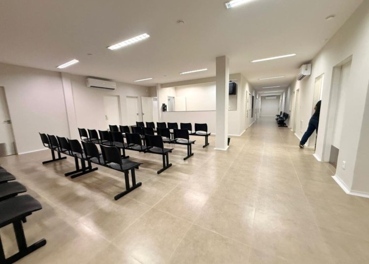 inauguração de três unidades básicas de saúde (ubss) e a formalização de r$ 16,5 milhões em novos investimentos para o município.