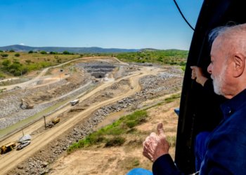 Lula entrega túnel que leva águas do São Francisco ao Rio Grande do Norte