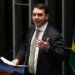 PGR defende depoimento de Flávio Bolsonaro em apuração de calúnia contra Lula