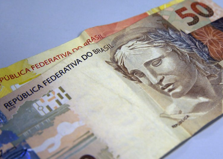 Saques na poupança superam depósitos em R$ 39,3 bilhões durante o primeiro semestre de 2026