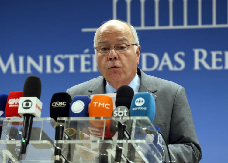 Tarifa de 25% imposta pelos EUA sobre produtos brasileiros entra em vigor nesta quarta-feira
