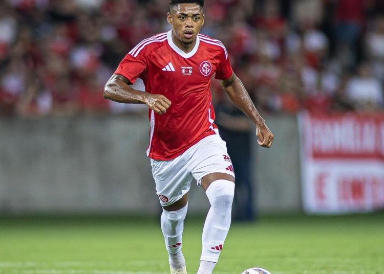 Victor Gabriel é suspenso pelo STJD até a recuperação de Gabriel Pec após fratura