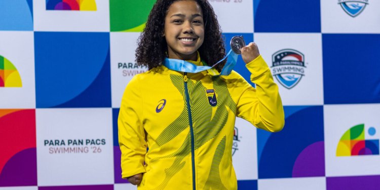 Alessandra Oliveira estabelece novo recorde mundial nos 100m peito no Parapan-Pacífico