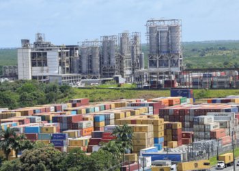 Amcham sugere cautela ao governo brasileiro sobre possível retaliação tarifária aos EUA