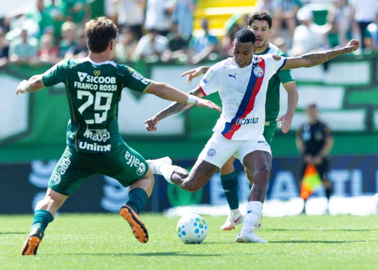 Chapecoense e Bahia empatam em 3 a 3 na Arena Condá pela 23ª rodada do Brasileirão
