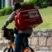 Desigualdades estruturais definem a entrada e a permanência de jovens no mercado de trabalho
