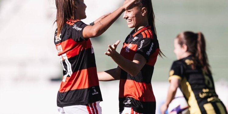 Flamengo e Atlético-MG duelam por vaga na última rodada do Brasileirão Feminino neste sábado