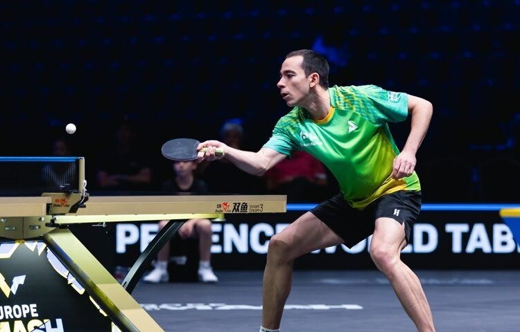 Hugo Calderano avança às oitavas do Smash na Suécia após superar japonês