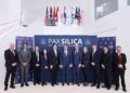 Inteligência artificial divide o mundo em blocos com ofensivas opostas de Washington e Pequim