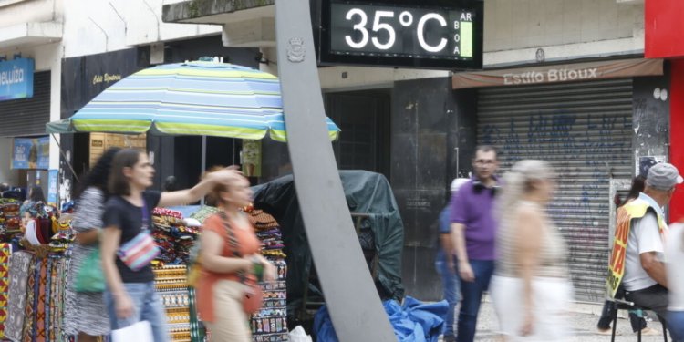 Interior de São Paulo enfrenta alerta de calor extremo e risco elevado de incêndios florestais