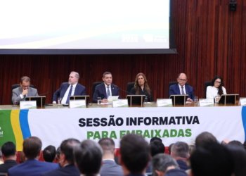 Kassio Nunes Marques garante confiabilidade da urna eletrônica para 100% dos votos apurados