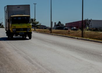 Lei do frete exige controle rígido de pagamentos e vetos derrubam anistias de transportadoras
