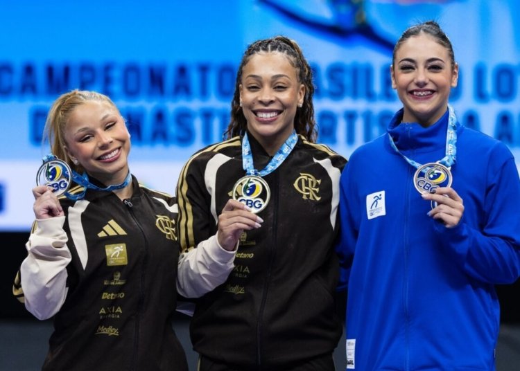 Lorrane Oliveira supera lesão e conquista ouro no Brasileiro de Ginástica