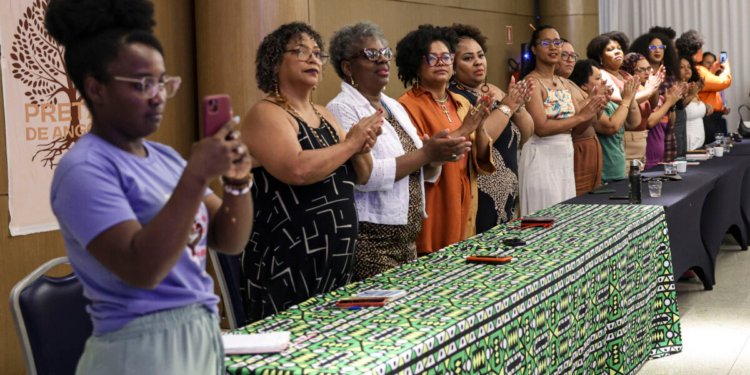 Manifesto de mulheres negras reivindica protagonismo político e Pacto do Bem Viver em Brasília