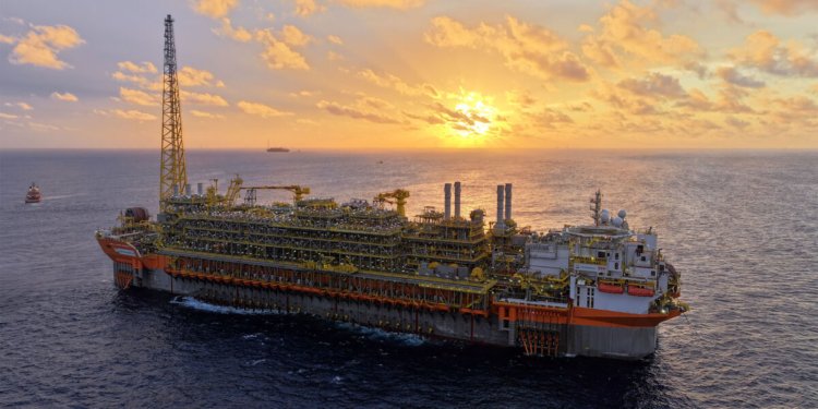 Navio-plataforma Alexandre de Gusmão alcança capacidade total de produção no campo de Mero