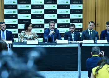 Operação Lívia desarticula organização criminosa que induzia menores ao suicídio na internet