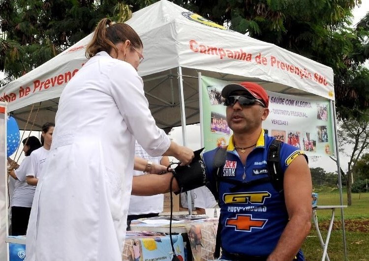 Pesquisa recruta 8,5 mil voluntários para testar polipílula brasileira contra AVC