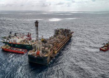 Petroleiros apresentam 50 propostas para ampliar controle estatal e reestruturar Petrobras