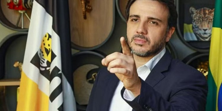 Renan Santos, ex-líder do MBL, oficializa candidatura presidencial pelo partido Missão