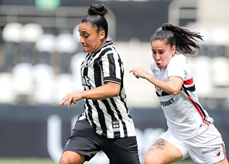 São Paulo alcança a liderança após golear o Botafogo e esquenta reta final do Brasileiro