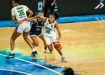 Seleção brasileira de basquete vence Argentina e avança à semifinal do Pré-Olímpico
