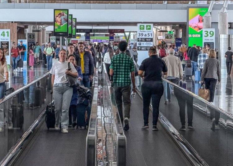 Setor de serviços encerra primeiro semestre de 2026 com alta acumulada de 2%