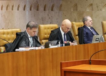 Alexandre de Moraes acusa André Mendonça de tentar forçar delação premiada no STF
