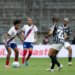 Corinthians vence Bahia na Fonte Nova e larga na frente por vaga na final do Brasileirão