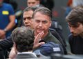 Defesa de Jair Bolsonaro desiste de pedido para suspender pena por tentativa de golpe
