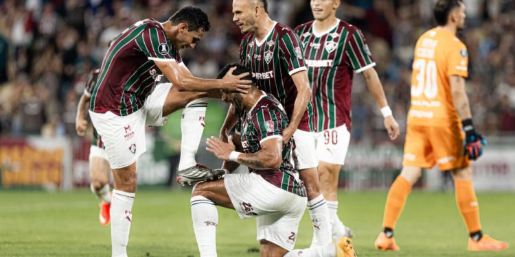 Fluminense supera o Platense no Maracanã e larga em vantagem nas quartas da Libertadores