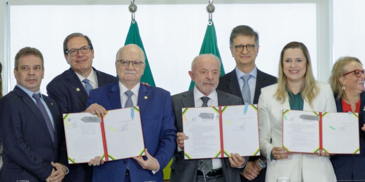 Governo sanciona criação e reestruturação de fundos para fortalecer atuação da Justiça Federal