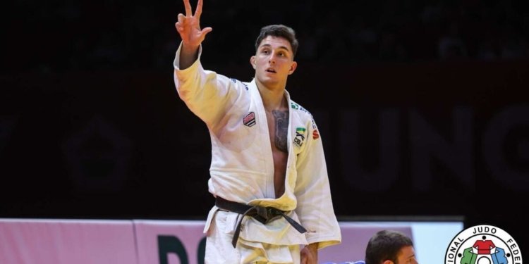 Guilherme Schimidt conquista ouro no Grand Slam de Budapeste e sela campanha brasileira