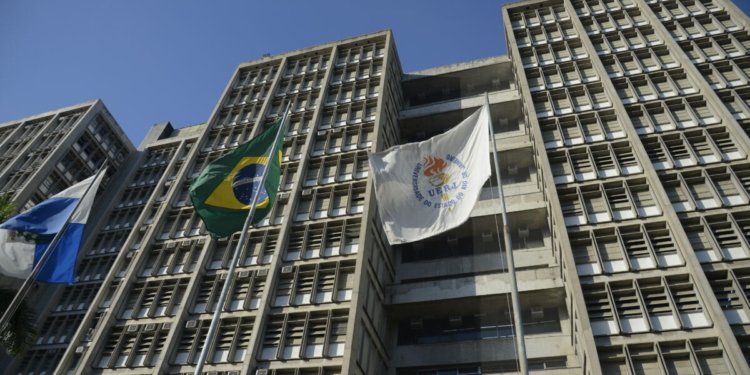 Justiça eleva para R$ 35 mil indenização por racismo contra alunas da Uerj
