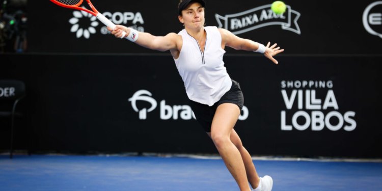 Nadia Podoroska e Kaitlin Quevedo disputam neste domingo o título do WTA 250 de São Paulo