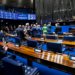 Omar Aziz articula rito especial no Senado para acelerar a votação da PEC da escala 6x1