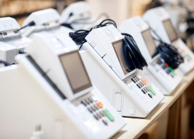 São Paulo inicia preparação de mais de 114 mil urnas eletrônicas para as eleições