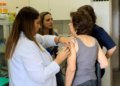 SUS disponibiliza vacina Pneumo 20 para idosos com 85 anos ou mais