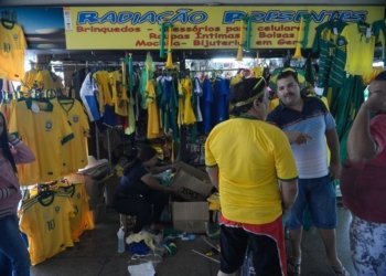 Vendas do varejo recuam 0,8% em julho após euforia de consumo gerada pela Copa do Mundo
