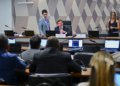 Votação da MP que suspende taxa sobre importações de até 50 dólares é adiada no Congresso