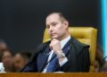 Zanin suspende investigação e obriga análise de atos no STF para destravar processo