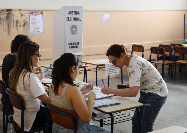 Abstenção no primeiro turno das eleições de 2026 em São Paulo atinge 22,5%