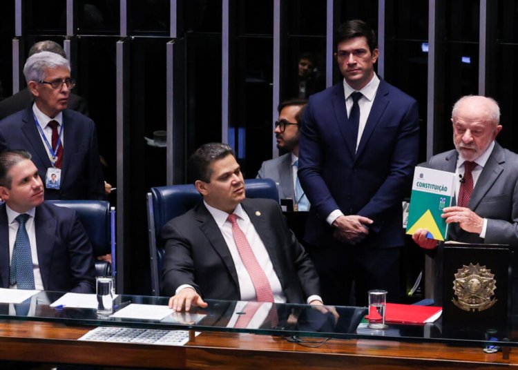 Agentes de saúde ganham aposentadoria especial com emenda aprovada pelo congresso
