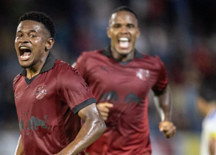 Bragantino encerra jejum ao bater o Cruzeiro em rodada finalizada com goleada do Athletico