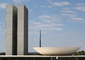 Câmara aprova reajuste do teto do MEI para R$ 140 mil e anistia dívidas