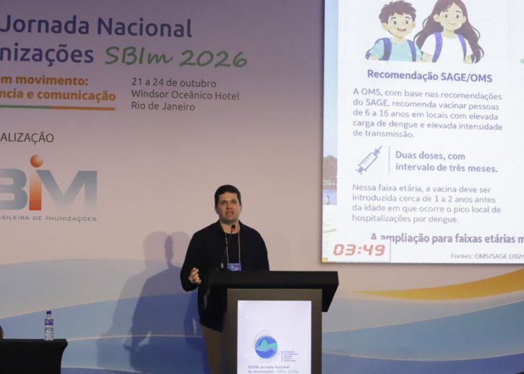 Desinformação mantém vacinação infantil contra covid-19 em patamar crítico no Brasil