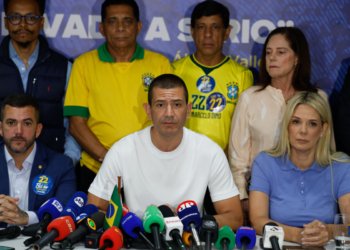 Douglas Ruas contesta tentativa de Eduardo Paes em levar eleição fluminense ao STF
