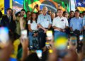 Estudantes ocupam centro do Rio em ato pela candidatura de Lula no segundo turno